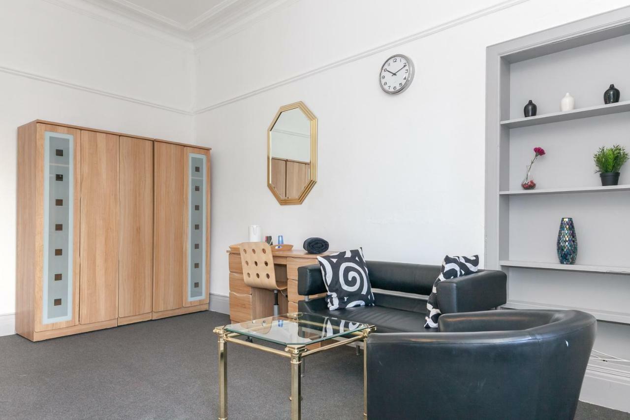 Oakshaw Guesthouse ペイズリー エクステリア 写真